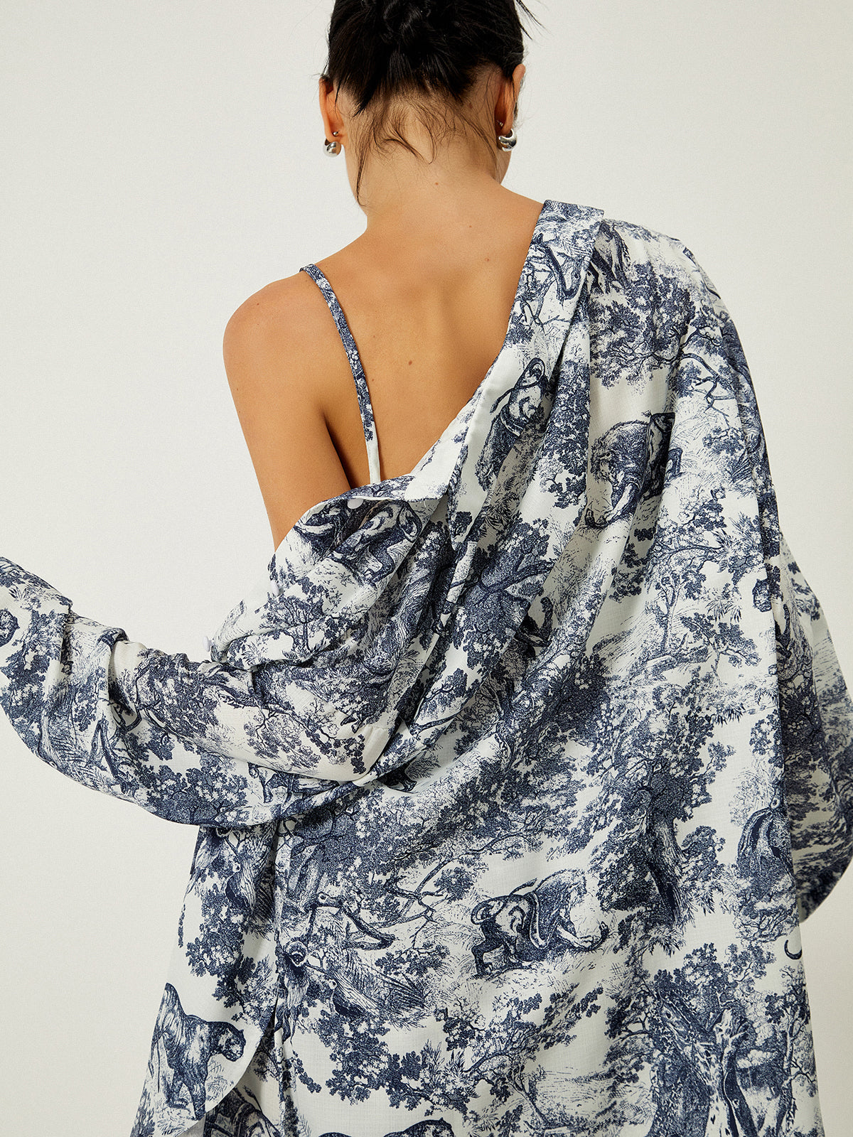 Conjunto Mujer de Tres Piezas Estampado Floral