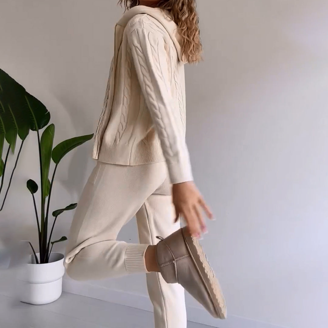 Conjunto Mujer Chaqueta y Pantalón Casual de Pana