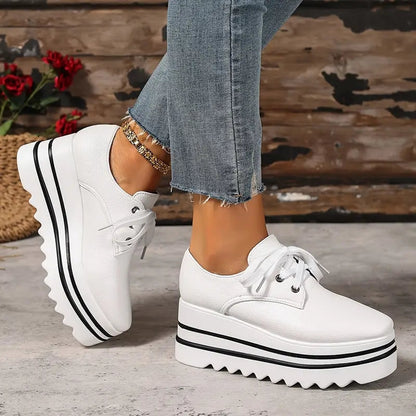 Zapatillas Mujer con Plataforma y Cordones Diseño Moderno
