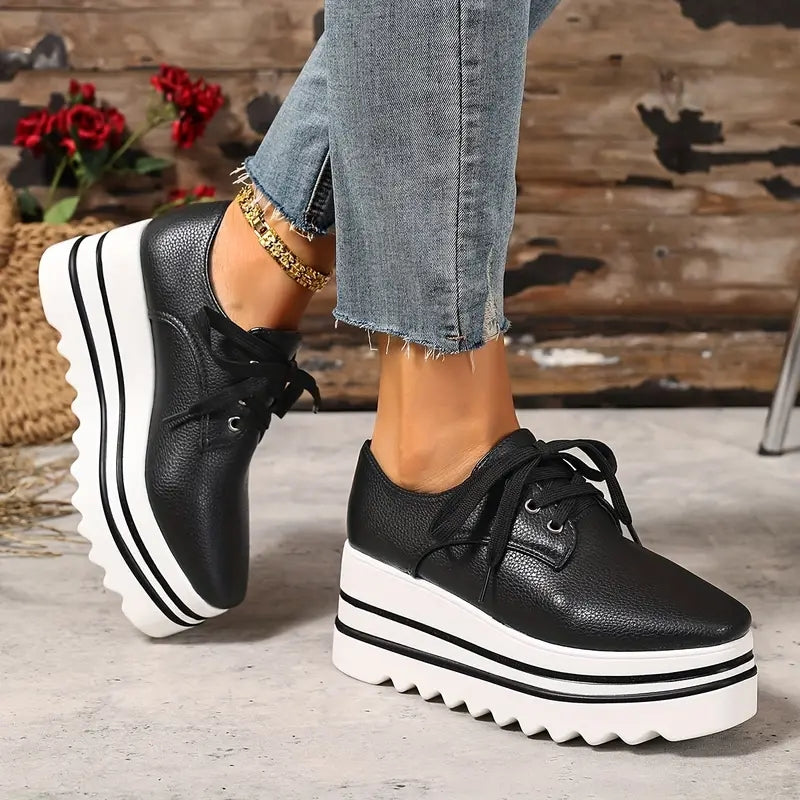 Zapatillas Mujer con Plataforma y Cordones Diseño Moderno