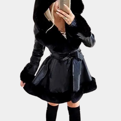Chaqueta Mujer con Capucha Diseño Elegante