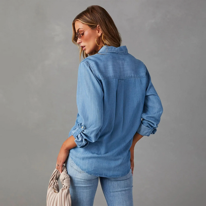 Camisa mujer con bolsillos funcionales y cierre de botones
