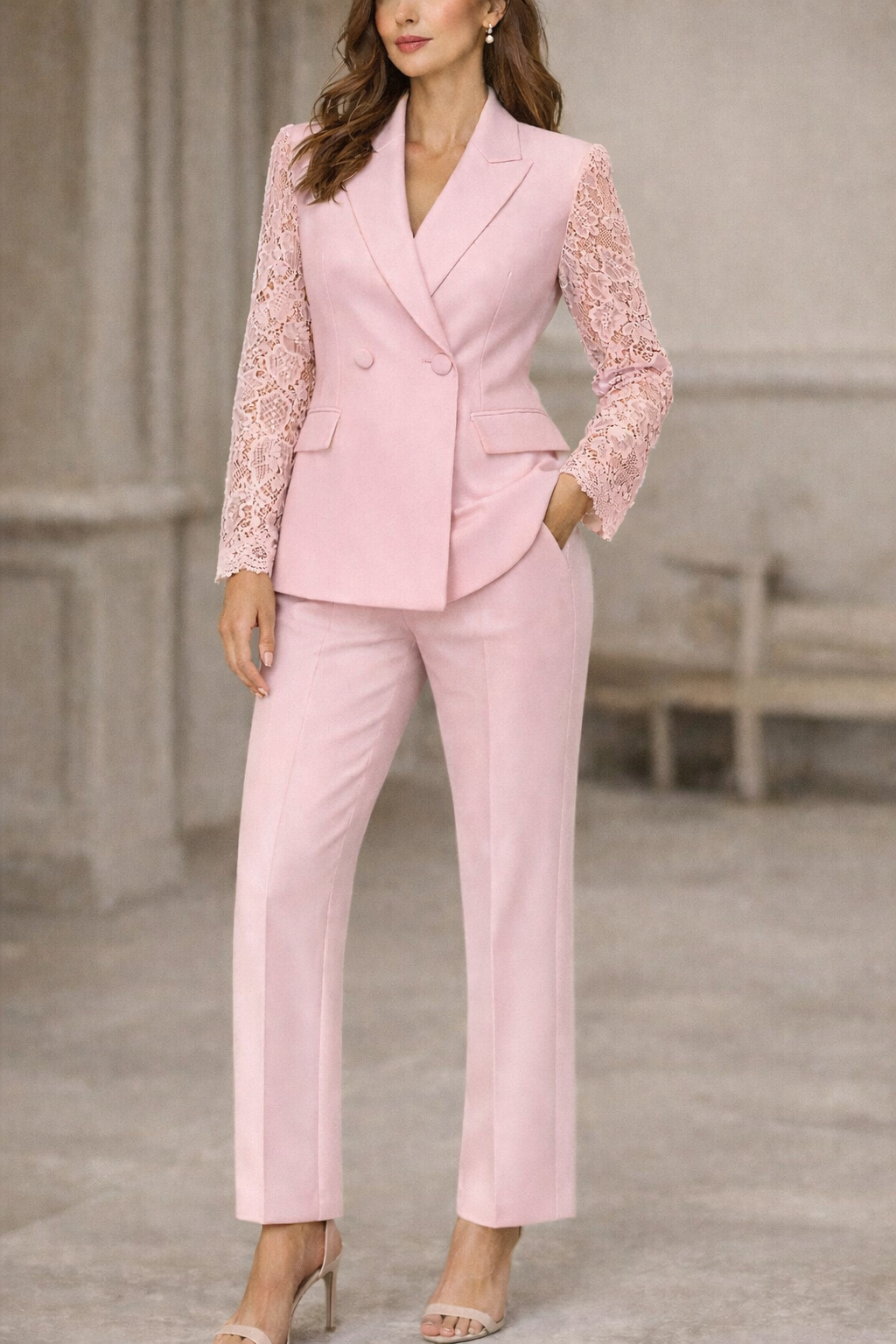 Conjunto Mujer de Encaje Chaqueta y Pantalón