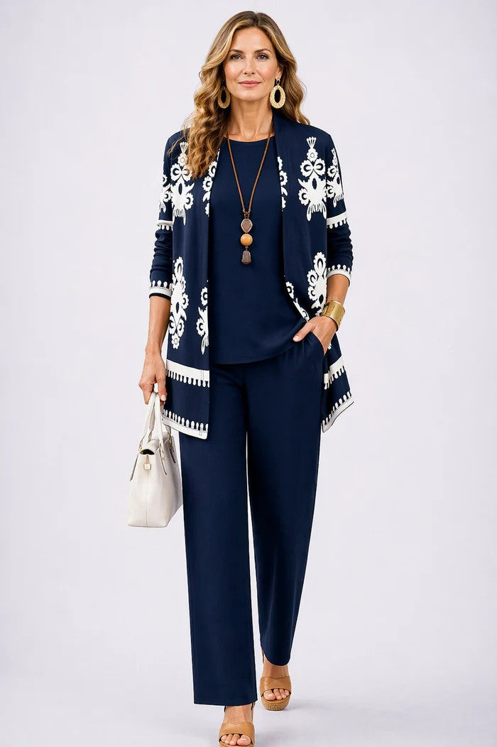 Conjunto Mujer de Tres Piezas Ajuste Clasico