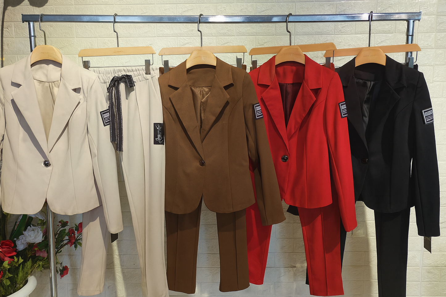 Traje Mujer Chaqueta y Pantalón Corte Clásico