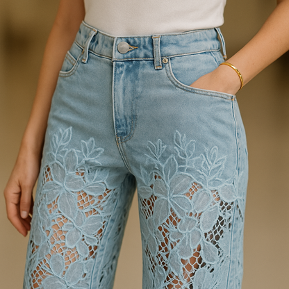 Jeans rectos mujer con paneles transparentes y motivo floral