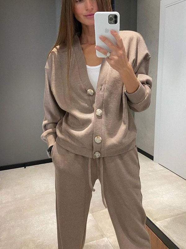 Conjunto Mujer de Punto Cárdigan y Pantalón Ajustado