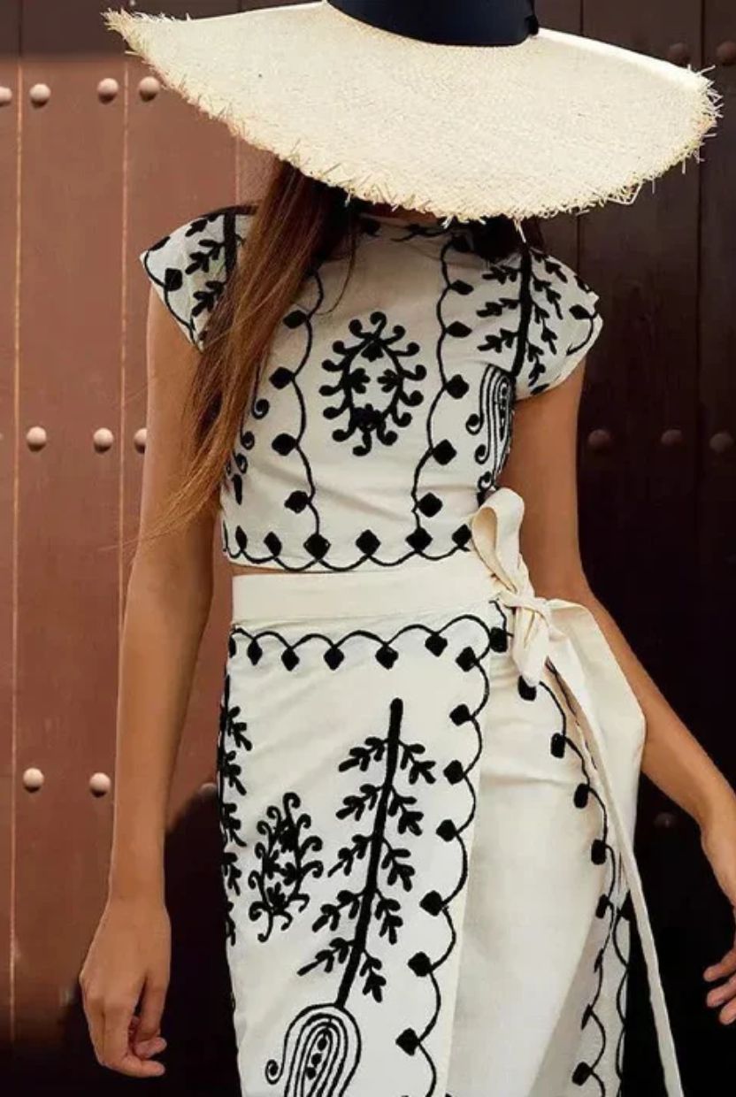 Conjunto Mujer de y Falda Estampados Ajuste Casual