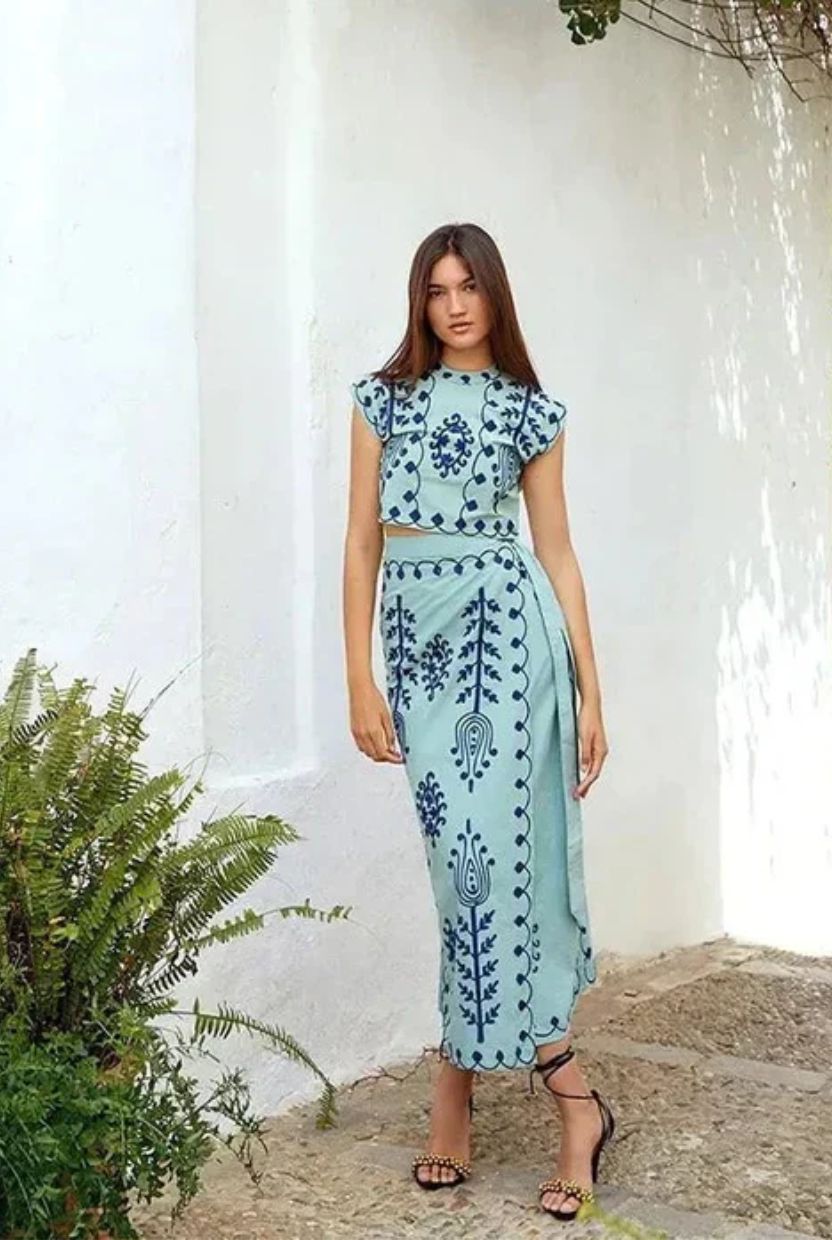 Conjunto Mujer de y Falda Estampados Ajuste Casual