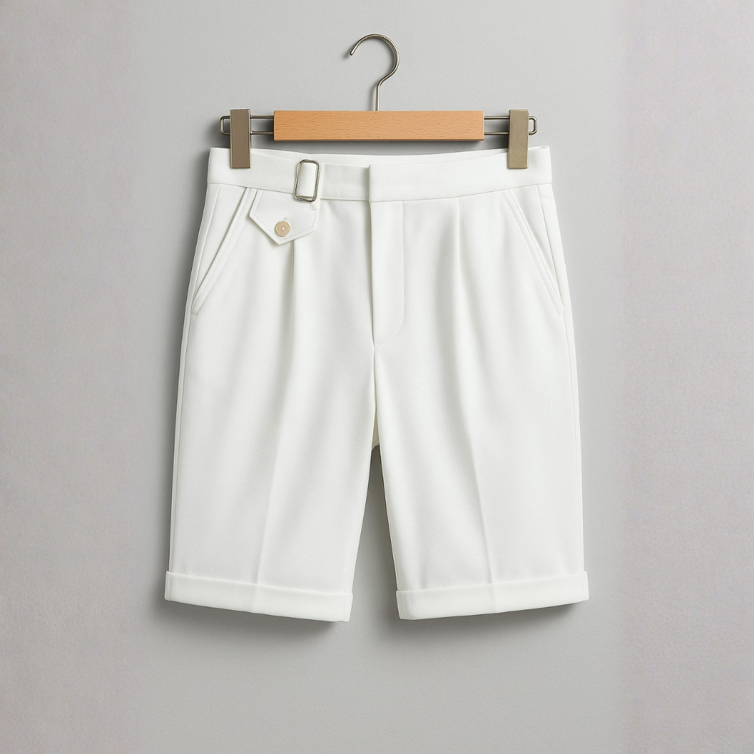 Pantalón Corto Hombre de Pinzas con Dobladillo y Hebilla