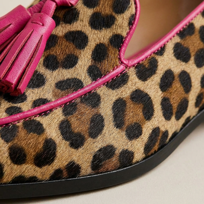 Mocasines Mujer de Piel con Borlas y Estampado Animal
