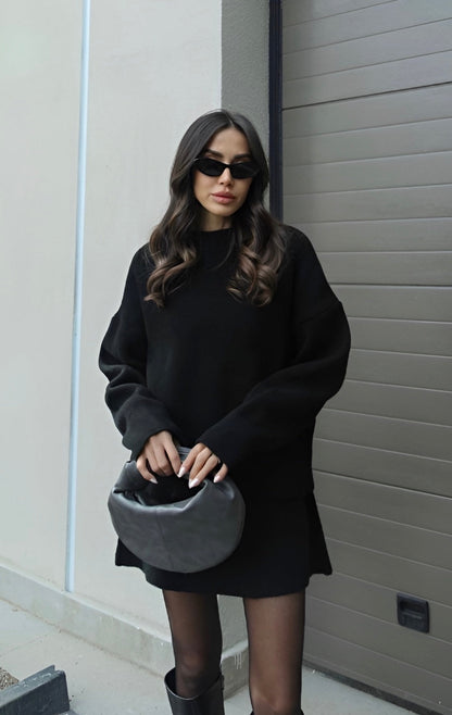 Conjunto Mujer Minifalda y Jersey Oversize Ajuste Holgado