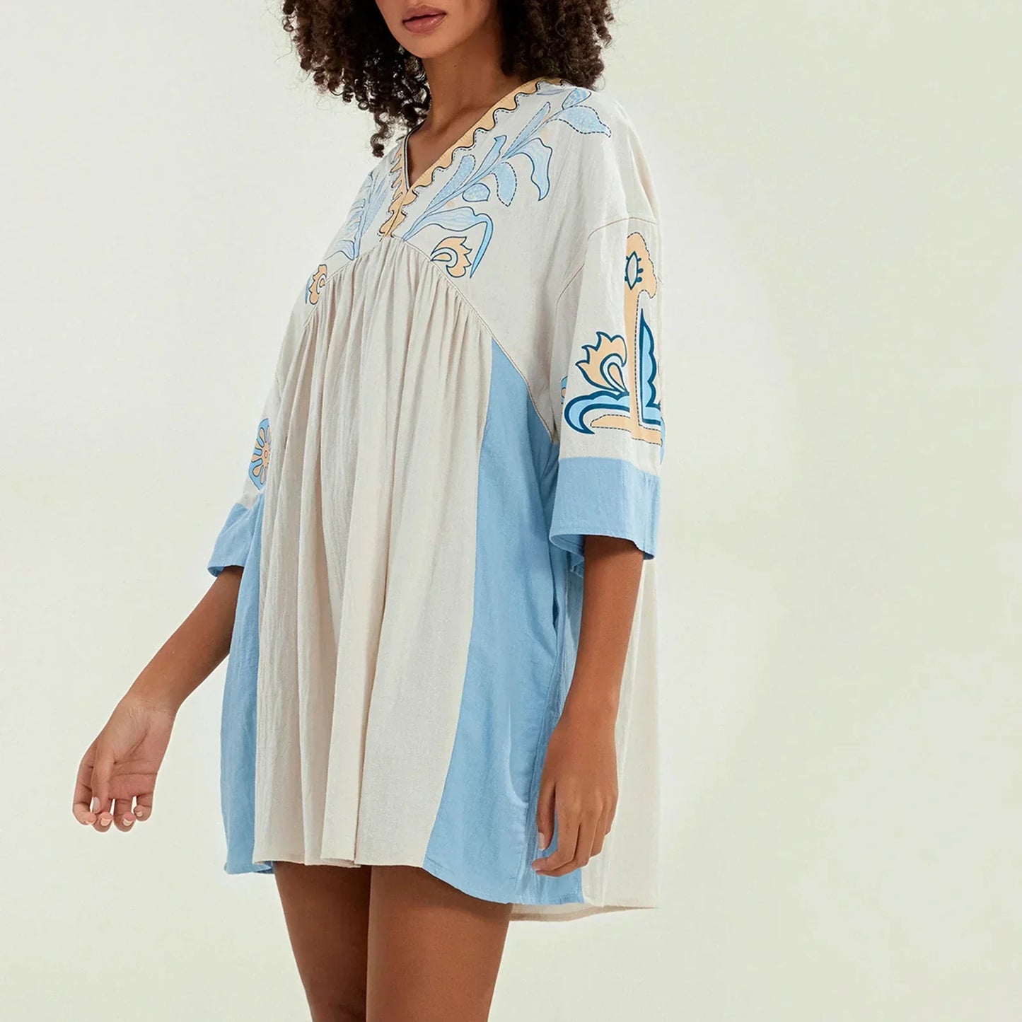 Vestido túnica mujer con bordados escote en V