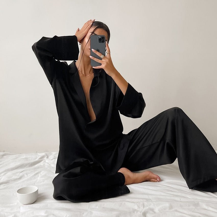 Pijama Mujer de Satén Dos Piezas Oversize - Mavetta
