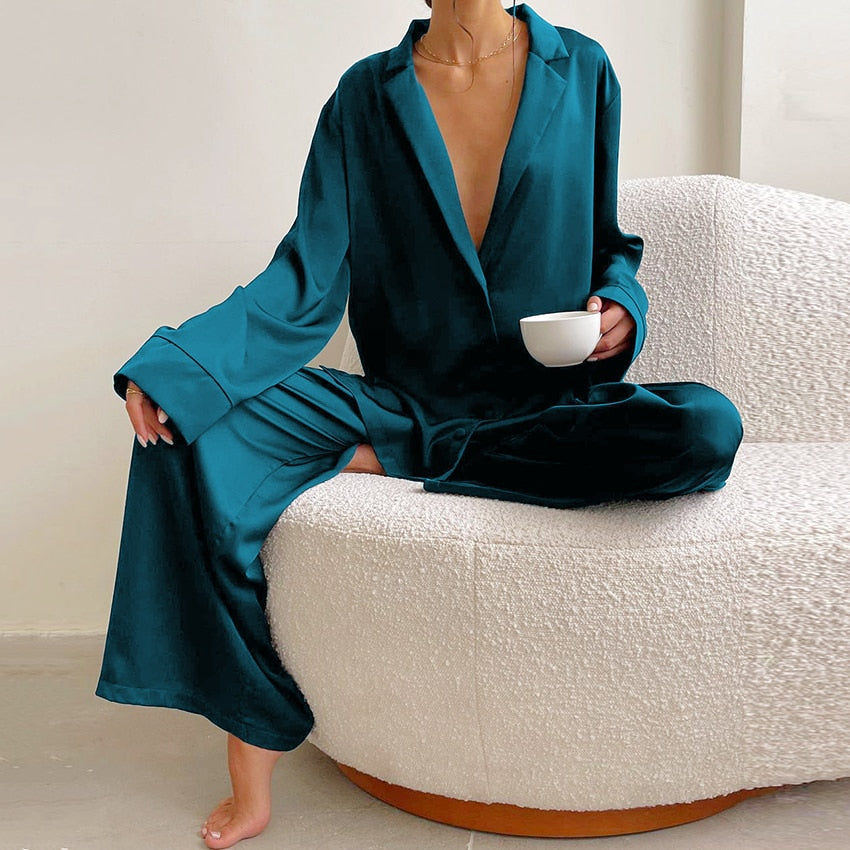 Pijama Mujer de Satén Dos Piezas Oversize