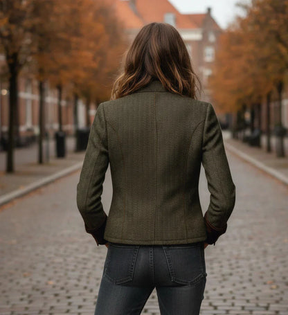 Chaqueta Mujer Elegante con Detalles de Terciopelo