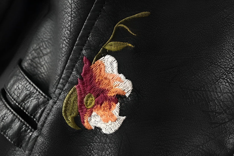 Chaqueta Mujer de Polipiel Bordado Floral Ajuste Regular