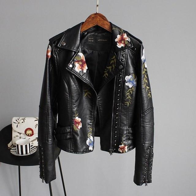 Chaqueta Mujer de Polipiel Bordado Floral Ajuste Regular