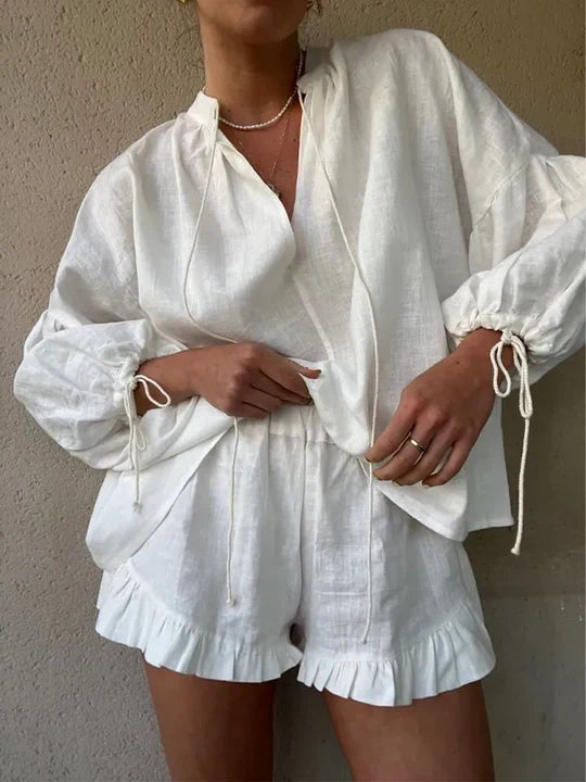 Conjunto Mujer Blusa y Pantalón Corto Poliéster Cuello en V Volantes