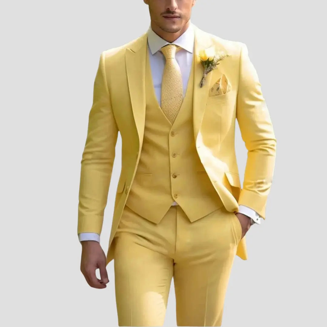 Traje Hombre Tres Piezas Corte Slim Fit Solapas Clasicas