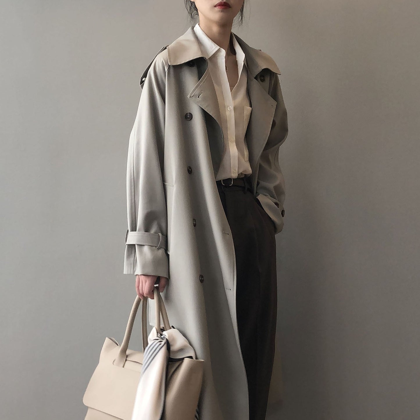 Gabardina Mujer de Doble Botonadura Estilo Moderno