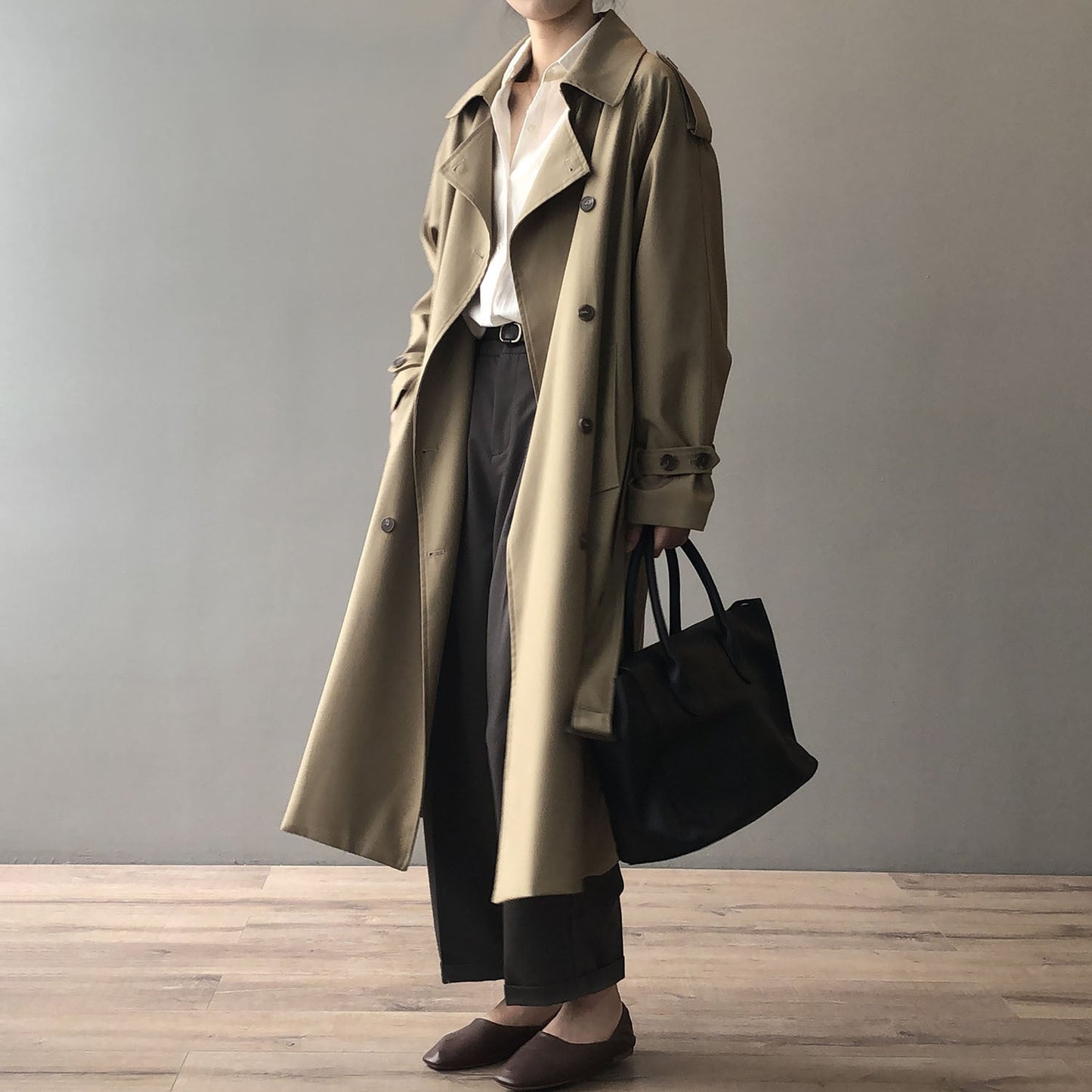 Gabardina Mujer de Doble Botonadura Estilo Moderno