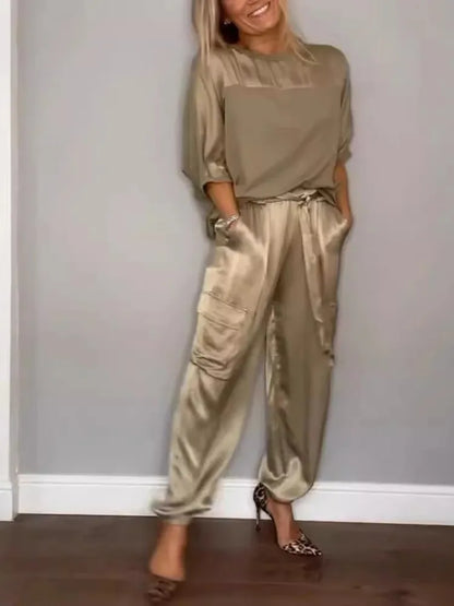 Conjunto Mujer Satén Suelto y Pantalón Cargo