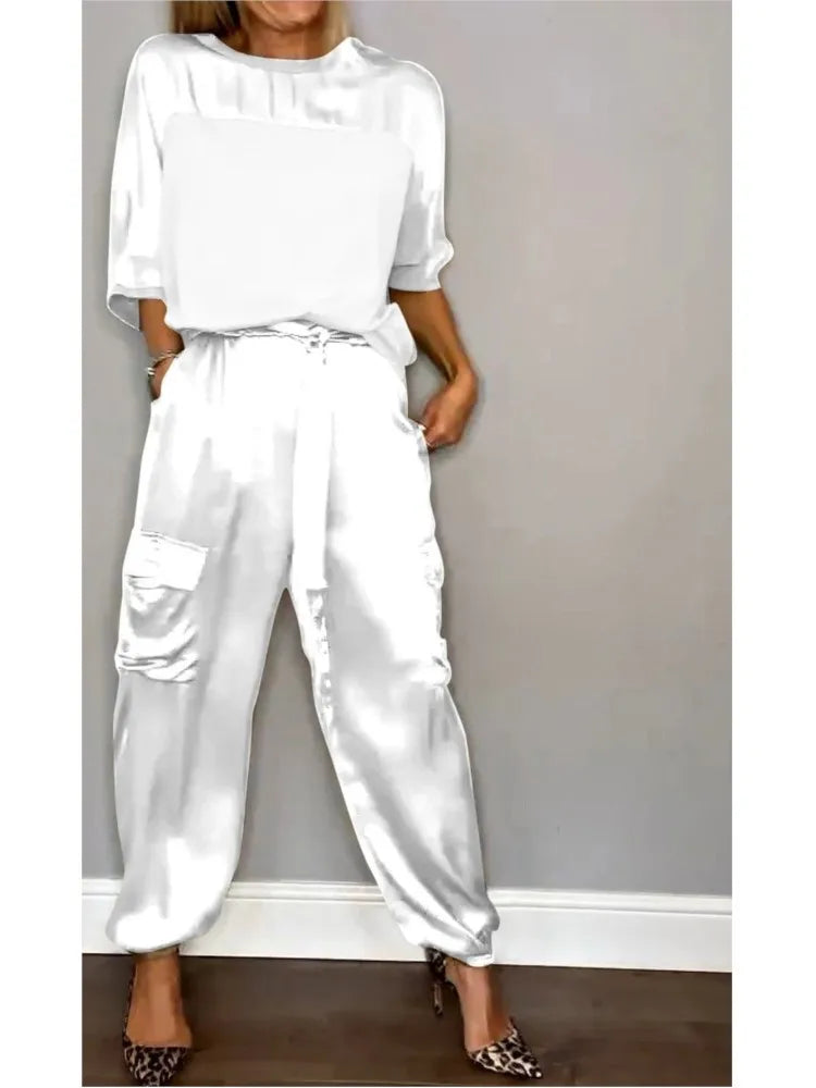 Conjunto Mujer Satén Suelto y Pantalón Cargo
