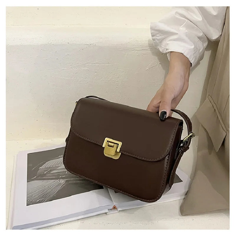 Bolso Mujer de Piel Elegante y Minimalista