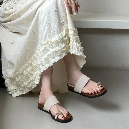 Sandalias Mujer de Piel Ante con Detalle de Anillo