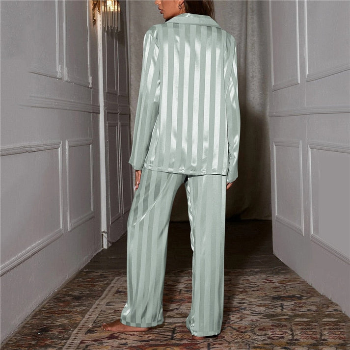 Pijama mujer de algodón estilo a rayas cómodo