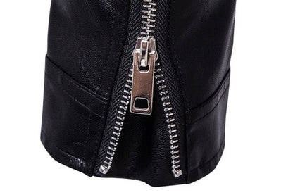Cazadora motera hombre de cuero ajustable