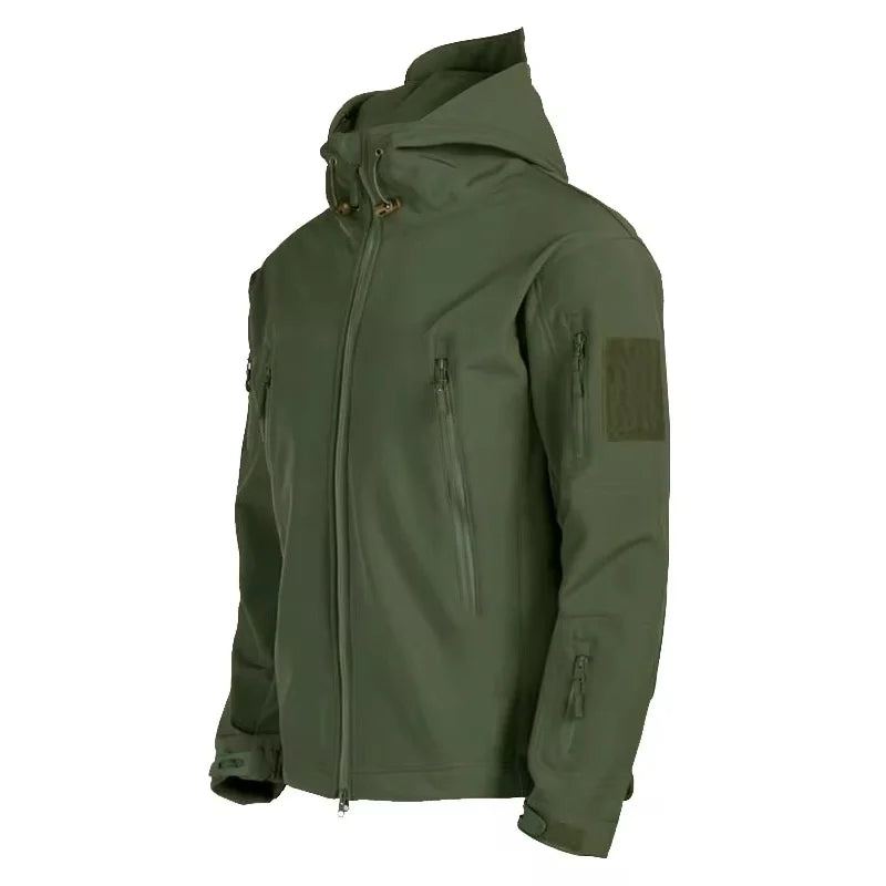 Chaqueta táctica hombre con capucha y bolsillos funcionales