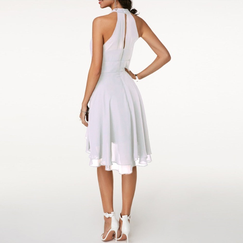 Vestido corto mujer con cuello halter y caída fluida