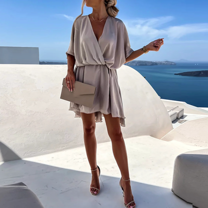 Vestido corto mujer diseño envolvente caída fluida