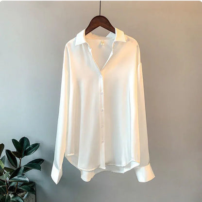 Camisa mujer de satén manga larga con botones y cuello solapa