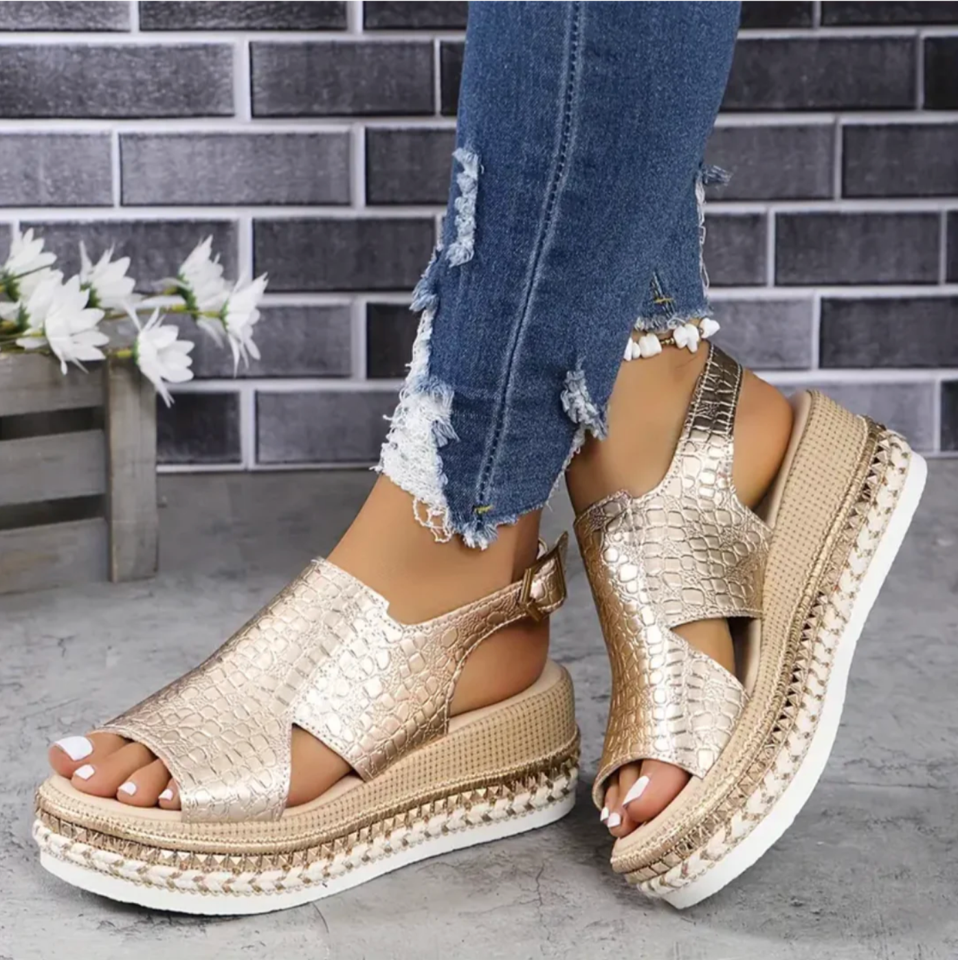 Sandalias Plataforma Mujer Textura Reptil Puntera Abierta - Mavetta