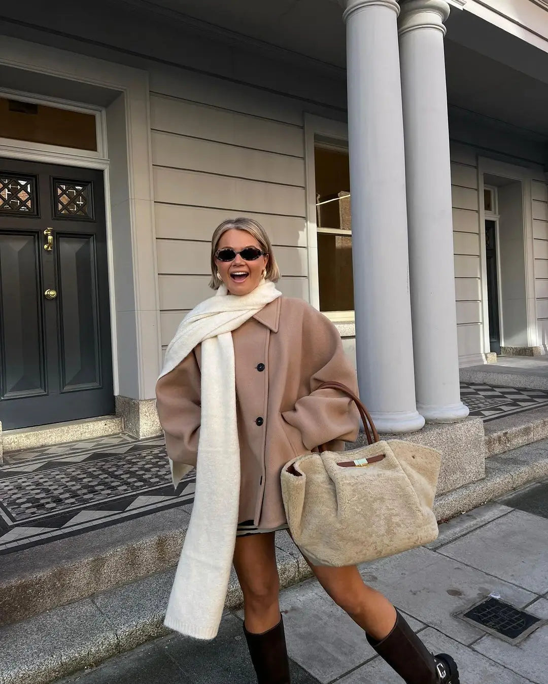 Abrigo Mujer Acolchado Invierno con Capucha Ajuste Regular - Mavetta
