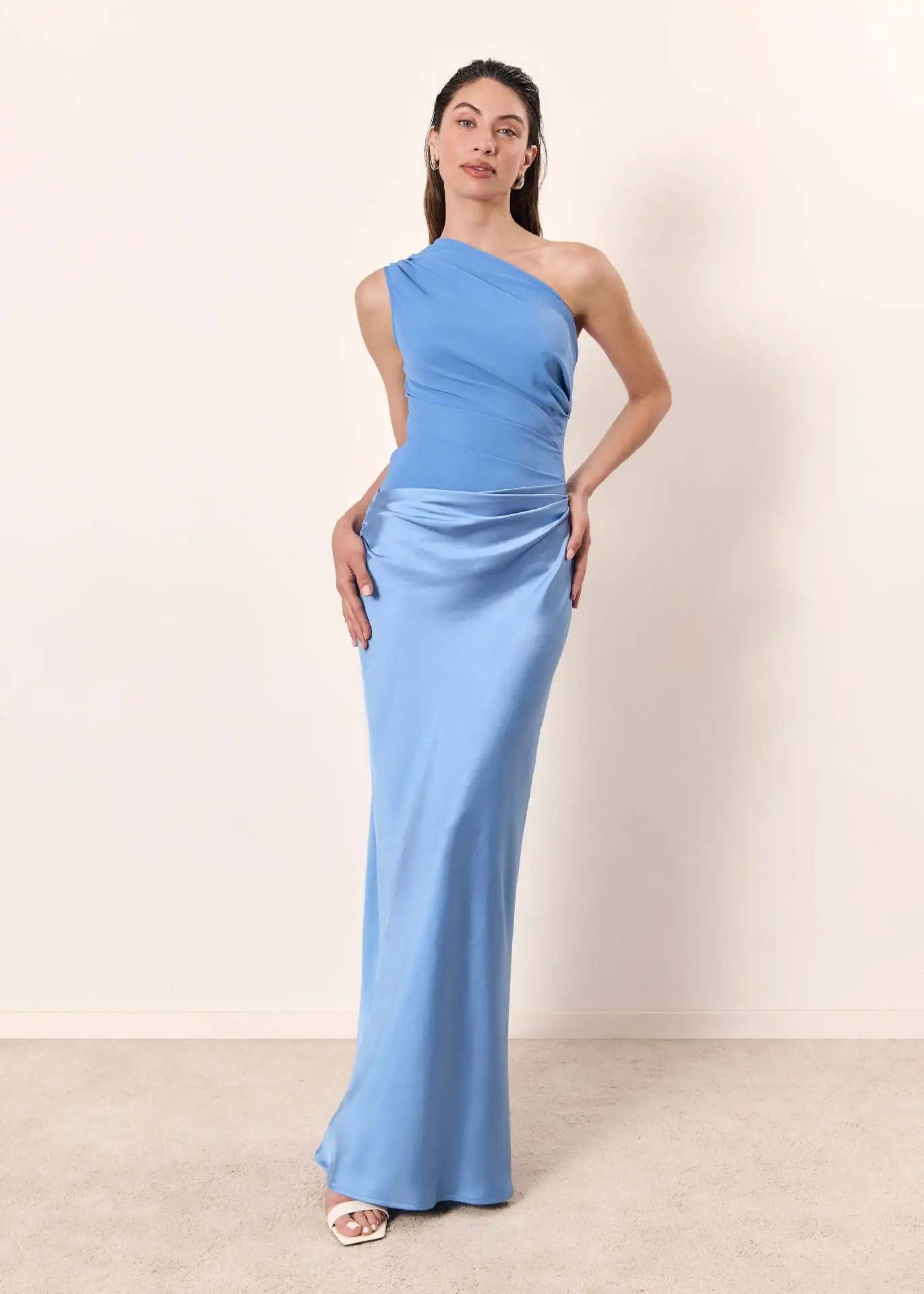 Vestido maxi mujer de satén con abertura