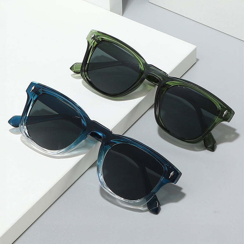 Gafas de sol Unisex Cuadradas Retro con Remaches Lentes Degradadas