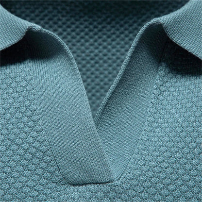 Polo Hombre Textura Estructurada Cuello Abierto