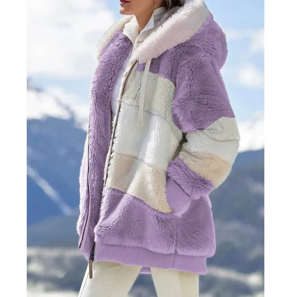Abrigo Mujer de Peluche con Capucha y Diseño Rayado