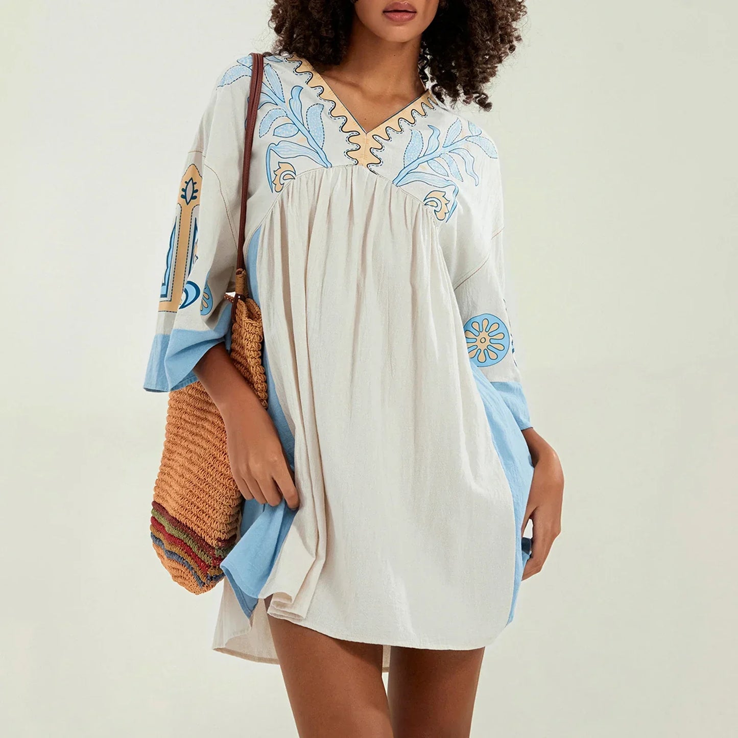 Vestido túnica mujer con bordados escote en V