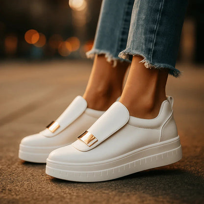 Zapatillas Mujer Casual Plataforma Sin Cordones Decoracion Metalica - Mavetta