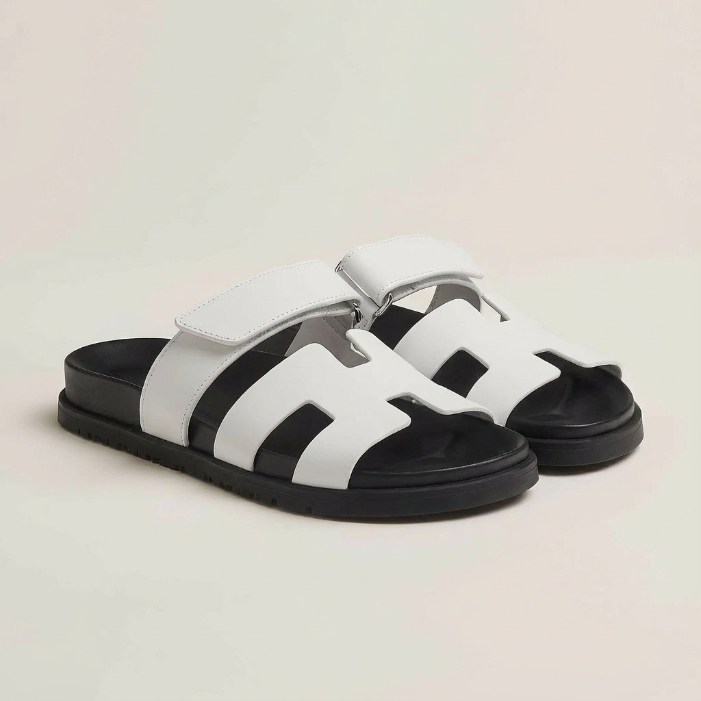 Sandalias Slide Mujer Tira Ajustable Diseño Calado Minimalista