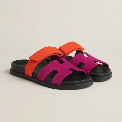 Sandalias Slide Mujer Tira Ajustable Diseño Calado Minimalista
