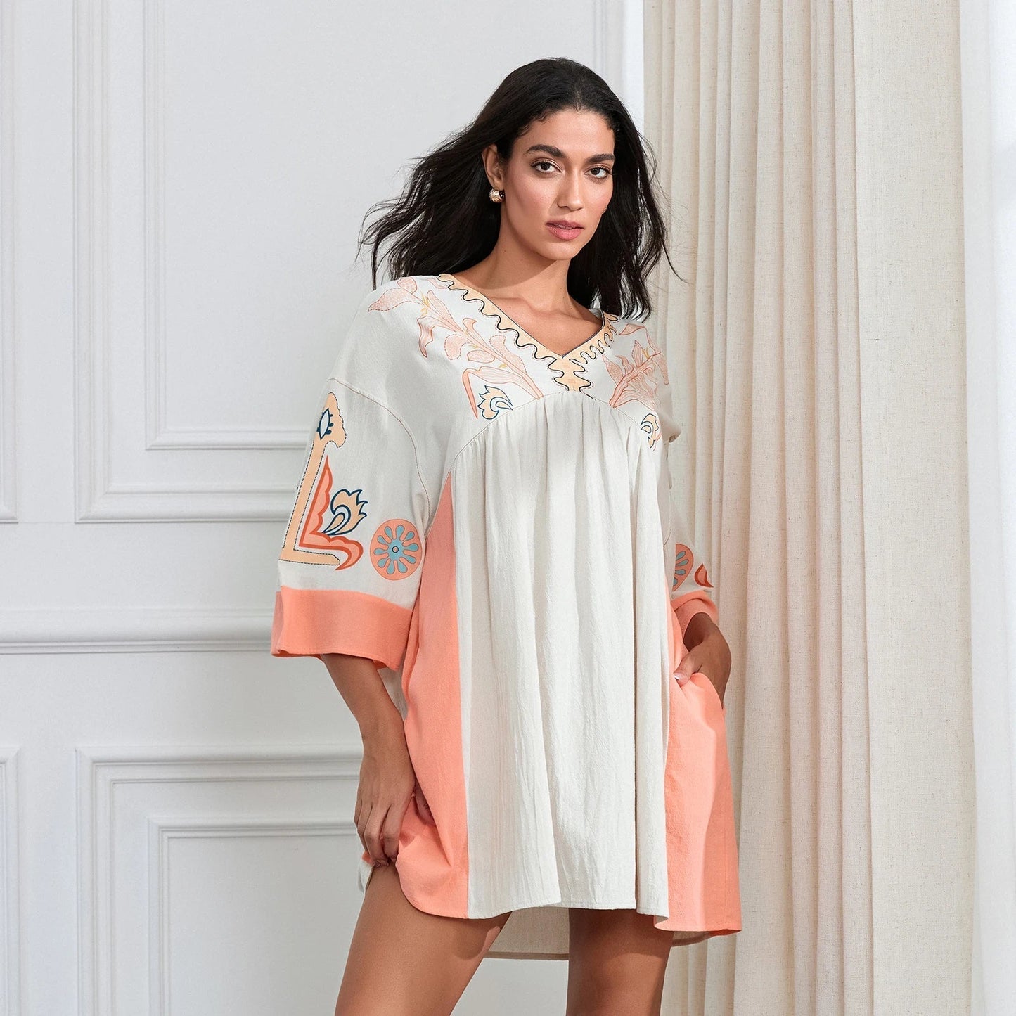 Vestido túnica mujer con bordados escote en V