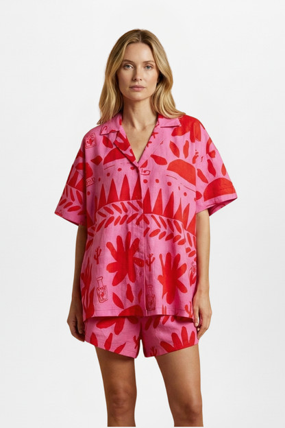 Conjunto Mujer de Dos Piezas con Pantalones Cortos Estampados