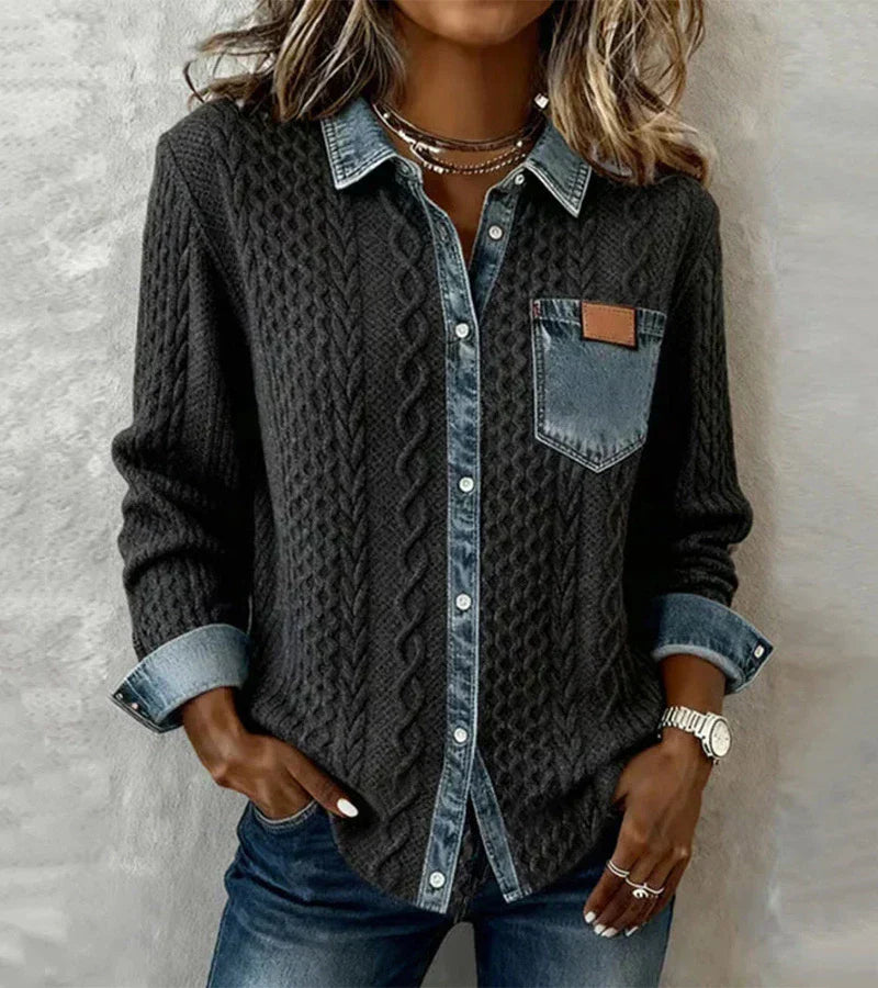 mujer tejido con detalles denim estilo casual elegante