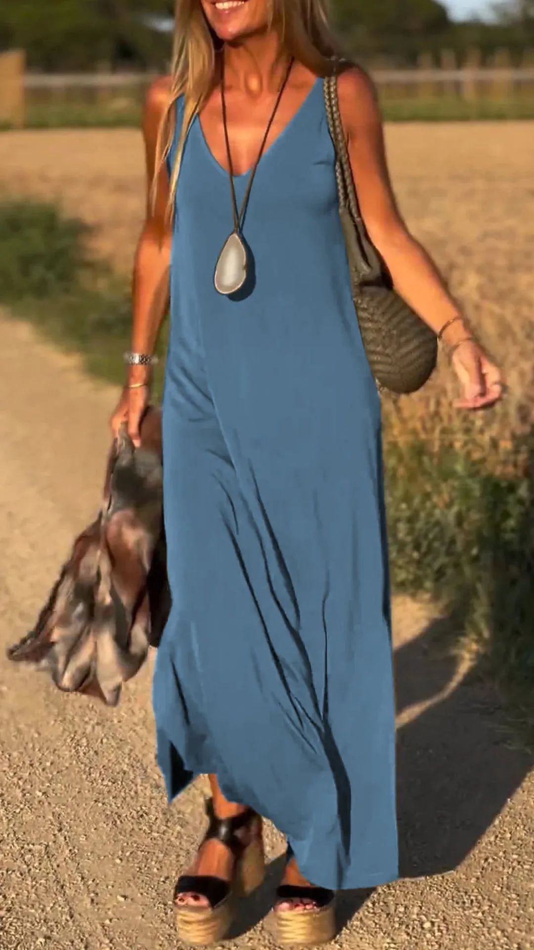 Vestido Mujer de Corte Alegre